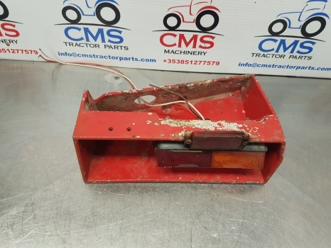 Massey Ferguson 575, 565, 590 Light Housing Left 1699013m4 - Lumină pentru Tractor agricol: Foto 3 Massey Ferguson 575, 565, 590 Light Housing Left 1699013m4 - Lumină pentru Tractor agricol: Foto 3