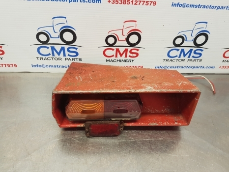 Massey Ferguson 575, 565, 590 Light Housing Left 1699013m4 - Lumină pentru Tractor agricol: Foto 1 Massey Ferguson 575, 565, 590 Light Housing Left 1699013m4 - Lumină pentru Tractor agricol: Foto 1