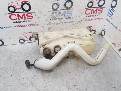 New Holland Case Maxxum T7 T7.200 Windshield Washer Reservoir 82030995, 82030996 - Caroserie și exterior pentru Tractor agricol: Foto 1 New Holland Case Maxxum T7 T7.200 Windshield Washer Reservoir 82030995, 82030996 - Caroserie și exterior pentru Tractor agricol: Foto 1
