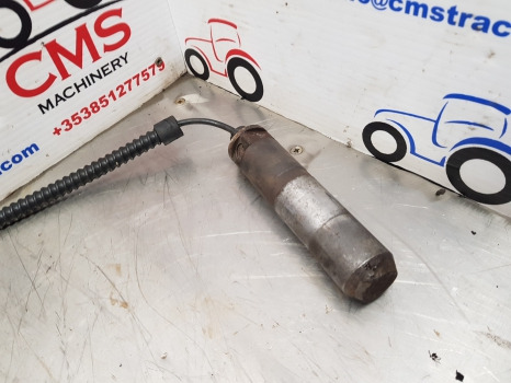 New Holland Case Mxu 115 T6, Tsa, T6000, T4, T5 Draft Sensor 82034162, 87661284 - Senzor: Foto 1 New Holland Case Mxu 115 T6, Tsa, T6000, T4, T5 Draft Sensor 82034162, 87661284 - Senzor: Foto 1