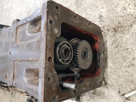 New Holland Fiat Ford L95 Transmission Assy 5166741, 5167174, 47132243, 5172780 - Cutie de viteze pentru Tractor agricol: Foto 5 New Holland Fiat Ford L95 Transmission Assy 5166741, 5167174, 47132243, 5172780 - Cutie de viteze pentru Tractor agricol: Foto 5