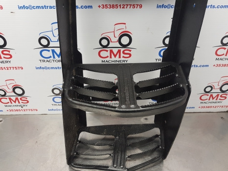 New Holland T5.100, 110, 120 Foot Step Lhs Complete 47655756, 47692166 - Scară: Foto 5 New Holland T5.100, 110, 120 Foot Step Lhs Complete 47655756, 47692166 - Scară: Foto 5