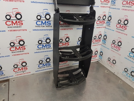 New Holland T5.100, 110, 120 Foot Step Lhs Complete 47655756, 47692166 - Scară: Foto 2 New Holland T5.100, 110, 120 Foot Step Lhs Complete 47655756, 47692166 - Scară: Foto 2
