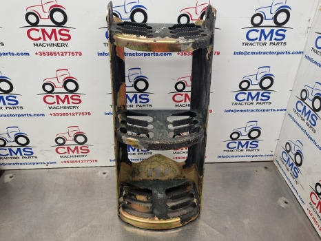 New Holland T5.120, T5, Case Farmall, Cab Footstep, Step Rhs 47876949 - Scară: Foto 1 New Holland T5.120, T5, Case Farmall, Cab Footstep, Step Rhs 47876949 - Scară: Foto 1