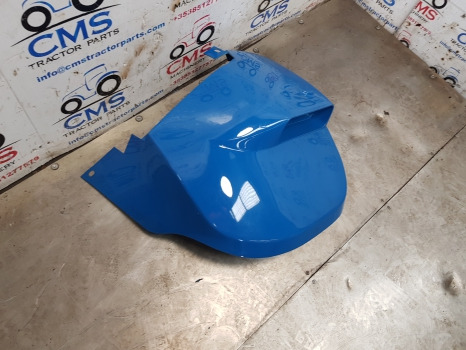 New Holland Tm, Ts, Tl, 60, 40, 35 Series, Mudguard Extension Rhs 82007495 - Aripă: Foto 3 New Holland Tm, Ts, Tl, 60, 40, 35 Series, Mudguard Extension Rhs 82007495 - Aripă: Foto 3