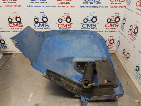 New Holland Tm, Ts, Tl, 60, 40, 35 Series, Mudguard Extension Rhs 82007495 - Aripă: Foto 4 New Holland Tm, Ts, Tl, 60, 40, 35 Series, Mudguard Extension Rhs 82007495 - Aripă: Foto 4