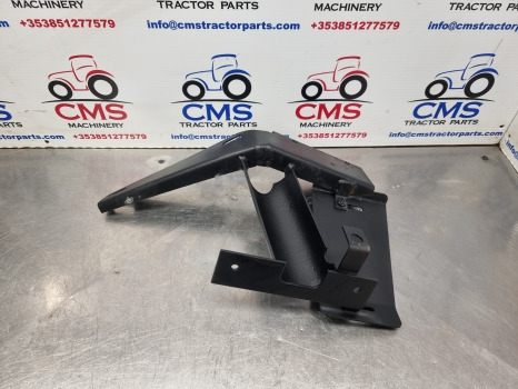 New Holland Tm, Ts, Tl, 60, 40 Series, Mudguard Extension Support Rhs 82029985 - Aripă: Foto 1 New Holland Tm, Ts, Tl, 60, 40 Series, Mudguard Extension Support Rhs 82029985 - Aripă: Foto 1