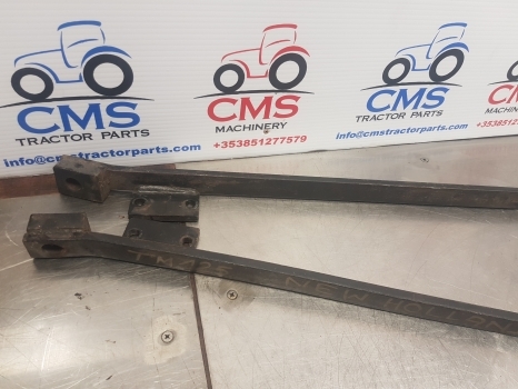 New Holland Tm120, 140, 150, 155 Bonnet Brackets 82011113, 82011114 - Capotă pentru Stivuitor telescopic: Foto 2 New Holland Tm120, 140, 150, 155 Bonnet Brackets 82011113, 82011114 - Capotă pentru Stivuitor telescopic: Foto 2