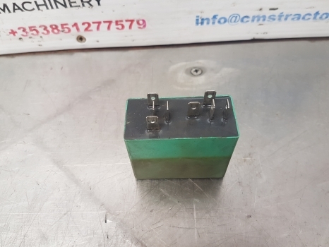 New Holland Tm140, 120, 130 Case Mxm120, 130, 140 Relay Module 82006159 - Releu pentru Tractor agricol: Foto 4 New Holland Tm140, 120, 130 Case Mxm120, 130, 140 Relay Module 82006159 - Releu pentru Tractor agricol: Foto 4