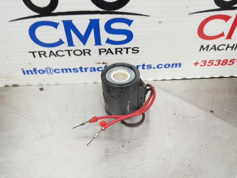 New Holland Tm150, Tm165, Tm115, Tm135 Solenoid Valve 82024727 - Senzor: Foto 1 New Holland Tm150, Tm165, Tm115, Tm135 Solenoid Valve 82024727 - Senzor: Foto 1