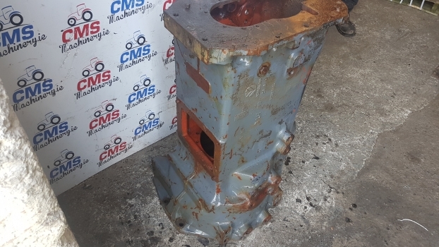 New Holland Ts Series Transmission Gearbox Housing 82006985, 82012331. - Cutie de viteze pentru Tractor agricol: Foto 5 New Holland Ts Series Transmission Gearbox Housing 82006985, 82012331. - Cutie de viteze pentru Tractor agricol: Foto 5