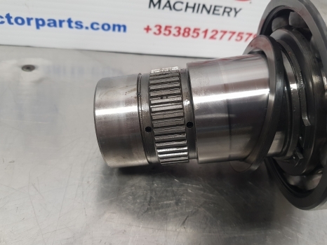 New Holland Ts115a, T6 Series T5.120, 100, 110 Drive Shaft 47586758, 87396945 - Transmisie: Foto 5 New Holland Ts115a, T6 Series T5.120, 100, 110 Drive Shaft 47586758, 87396945 - Transmisie: Foto 5