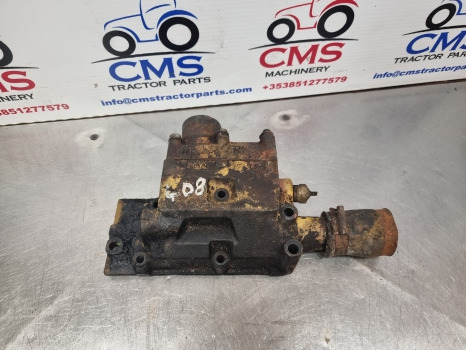 Perkins Massey Ferguson, Caterpillar Thermostatic Housing Assy 3771k04a-3 - Termostat pentru Utilaje agricole: Foto 2 Perkins Massey Ferguson, Caterpillar Thermostatic Housing Assy 3771k04a-3 - Termostat pentru Utilaje agricole: Foto 2