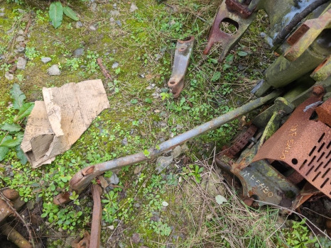 Piesă de schimb pentru Utilaje agricole Massey Ferguson 5450 Lift Arm Lhs: Foto 1