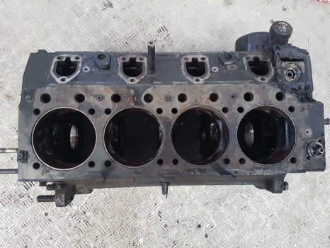 Same Explorer 65, 70 75, 80 Engine Crankcase Block 065.1110.0, 9.06599.41.3 - Carter pentru Tractor agricol: Foto 2 Same Explorer 65, 70 75, 80 Engine Crankcase Block 065.1110.0, 9.06599.41.3 - Carter pentru Tractor agricol: Foto 2