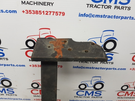 T5000, Tl, Tla, Case Jxu Series, Foot Step Assy Rhs 5184803, 82007963, 82007964 - Scară pentru Utilaje agricole: Foto 3 T5000, Tl, Tla, Case Jxu Series, Foot Step Assy Rhs 5184803, 82007963, 82007964 - Scară pentru Utilaje agricole: Foto 3