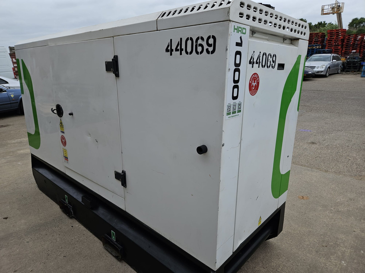 HGI 100KVA PERKINS GENERATOR DIESEL SILENT RENTAL SPECIFICATION HGI 100KVA PERKINS GENERATOR DIESEL SILENT RENTAL SPECIFICATION - Generator electric: Foto 5 HGI 100KVA PERKINS GENERATOR DIESEL SILENT RENTAL SPECIFICATION HGI 100KVA PERKINS GENERATOR DIESEL SILENT RENTAL SPECIFICATION - Generator electric: Foto 5
