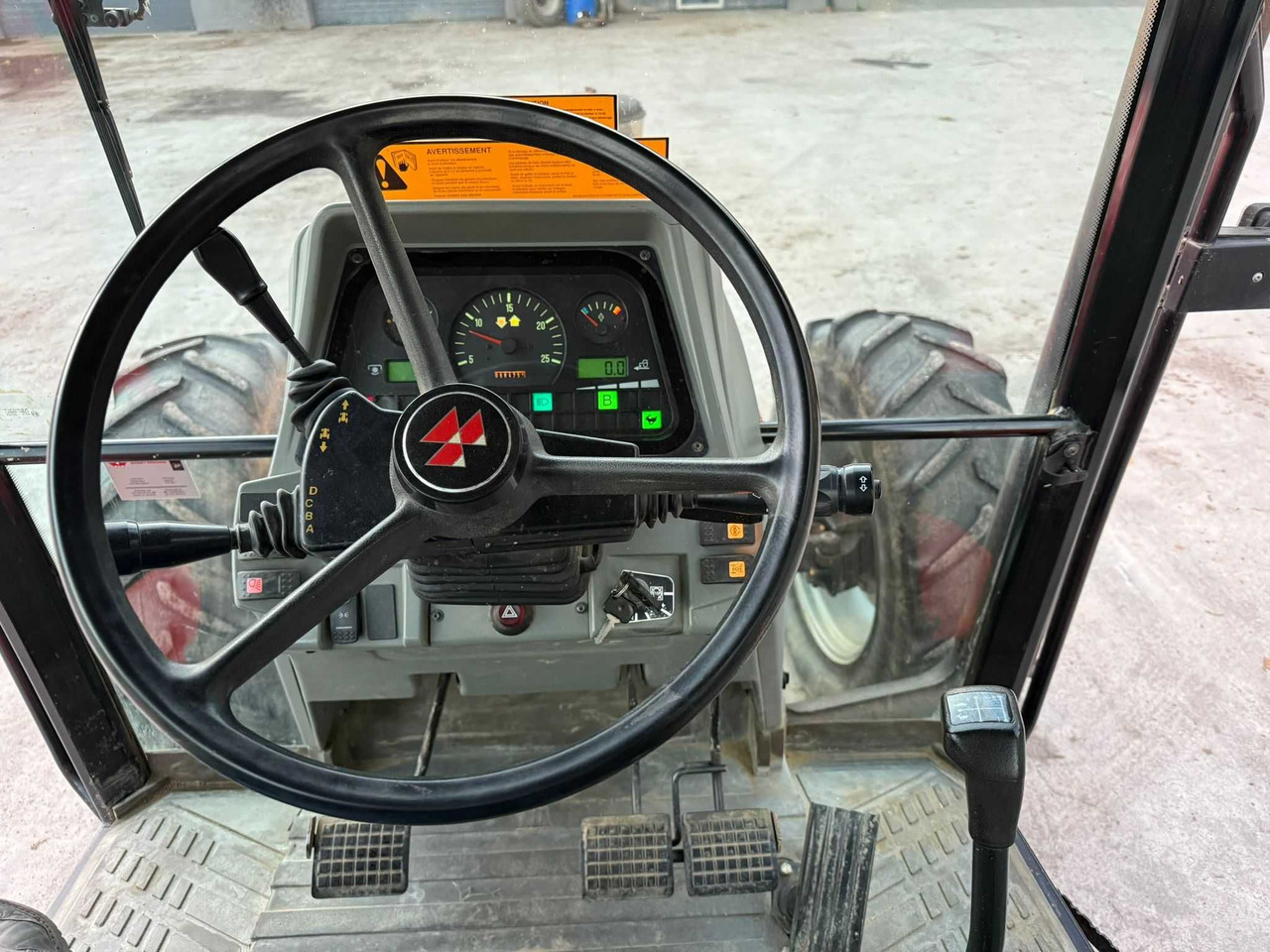 Massey Ferguson 6180, 1998 r, 6847 mtg , bardzo dobry stan z Francji - Tractor agricol: Foto 3 Massey Ferguson 6180, 1998 r, 6847 mtg , bardzo dobry stan z Francji - Tractor agricol: Foto 3