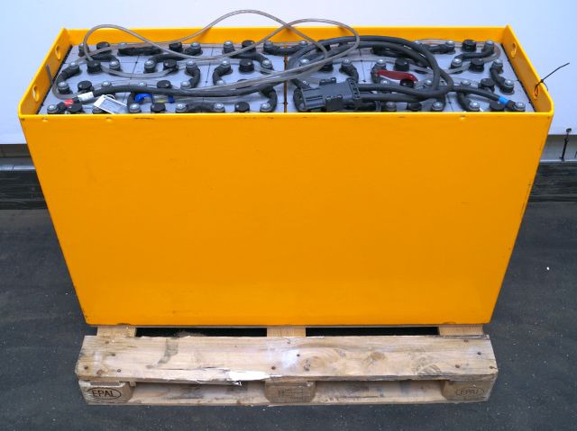 Jungheinrich unknown | Battery 48V775Ah 05-EPZS775SC Year 2024 weight 1135 kg sn - Acumulator pentru Stivuitor: Foto 1 Jungheinrich unknown | Battery 48V775Ah 05-EPZS775SC Year 2024 weight 1135 kg sn - Acumulator pentru Stivuitor: Foto 1