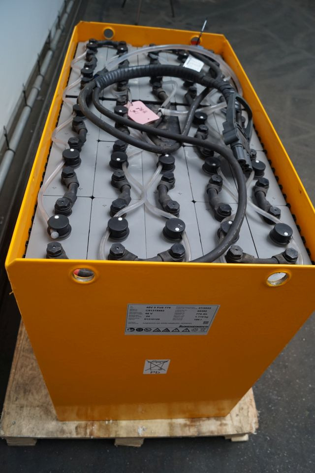 Jungheinrich unknown | Battery 48V775Ah 48 5PZS775 Year 2022 weight 1119 kg sn. - Acumulator pentru Stivuitor: Foto 2 Jungheinrich unknown | Battery 48V775Ah 48 5PZS775 Year 2022 weight 1119 kg sn. - Acumulator pentru Stivuitor: Foto 2