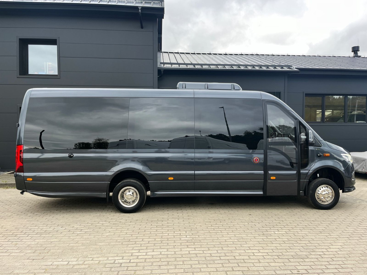 Mercedes-Benz Sprinter 519 AWD 4x4 TOURIST  / 21 to 24 Seats - Microbuz, Transport persoane: Foto 4 Mercedes-Benz Sprinter 519 AWD 4x4 TOURIST  / 21 to 24 Seats - Microbuz, Transport persoane: Foto 4