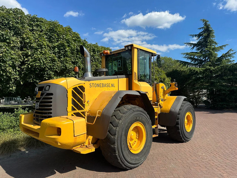 Volvo L120 F - Încărcător frontal pe pneuri: Foto 4 Volvo L120 F - Încărcător frontal pe pneuri: Foto 4