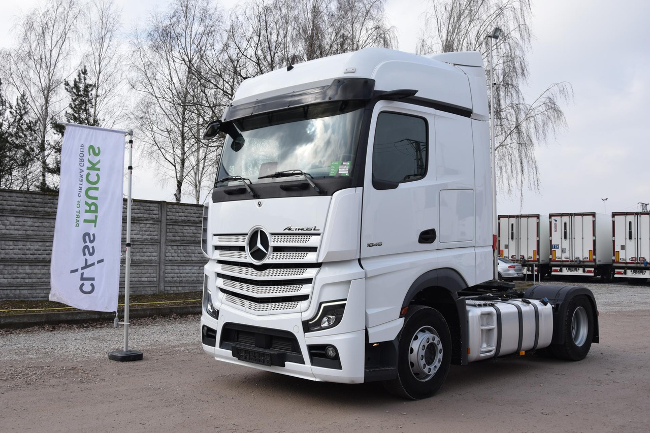 Mercedes-Benz Actros 5 1845 BigSpace - Cap tractor: Foto 1 Mercedes-Benz Actros 5 1845 BigSpace - Cap tractor: Foto 1