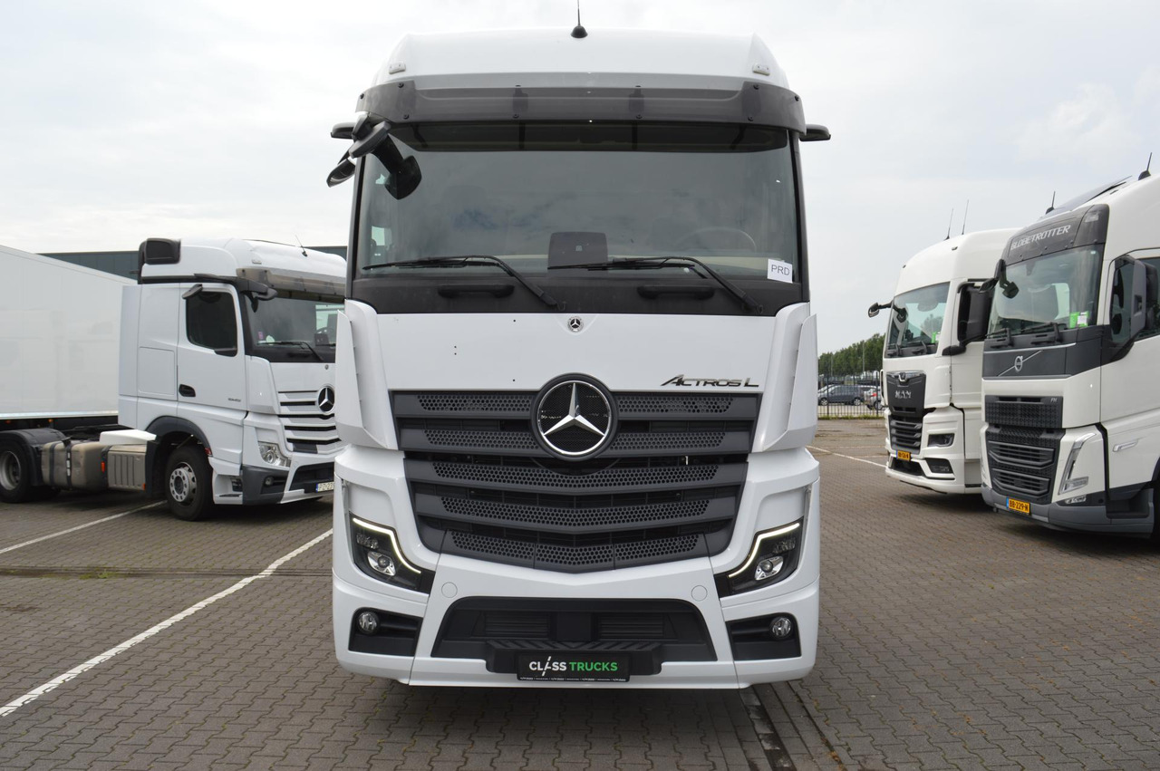 Mercedes-Benz Actros 5 1845 BigSpace - Cap tractor: Foto 2 Mercedes-Benz Actros 5 1845 BigSpace - Cap tractor: Foto 2