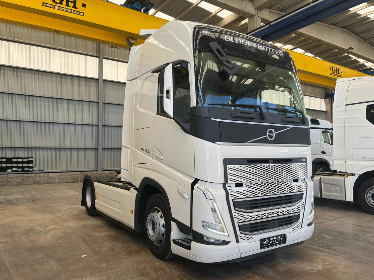Volvo FH 460 Globetrotter XL i-Save I-ParkCool - Cap tractor: Foto 2 Volvo FH 460 Globetrotter XL i-Save I-ParkCool - Cap tractor: Foto 2
