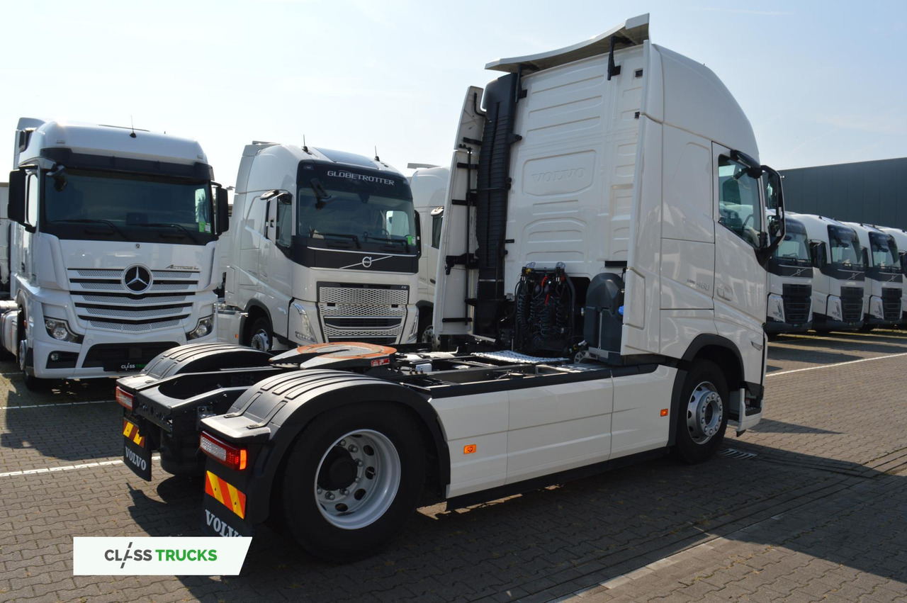 Volvo FH 460 Globetrotter XL i-Save Side Skirts - Cap tractor: Foto 4 Volvo FH 460 Globetrotter XL i-Save Side Skirts - Cap tractor: Foto 4