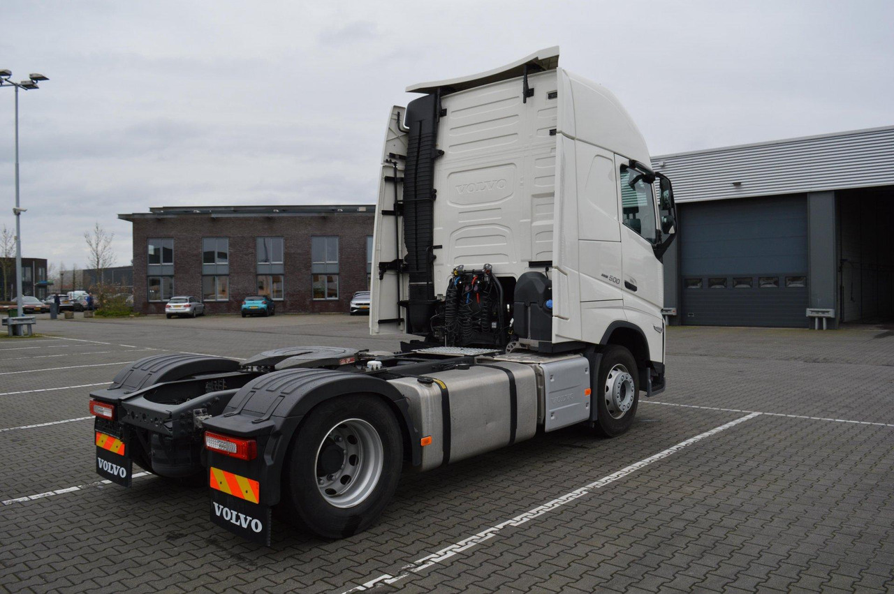 Volvo FH 500 Globetrotter XL - Cap tractor: Foto 4 Volvo FH 500 Globetrotter XL - Cap tractor: Foto 4