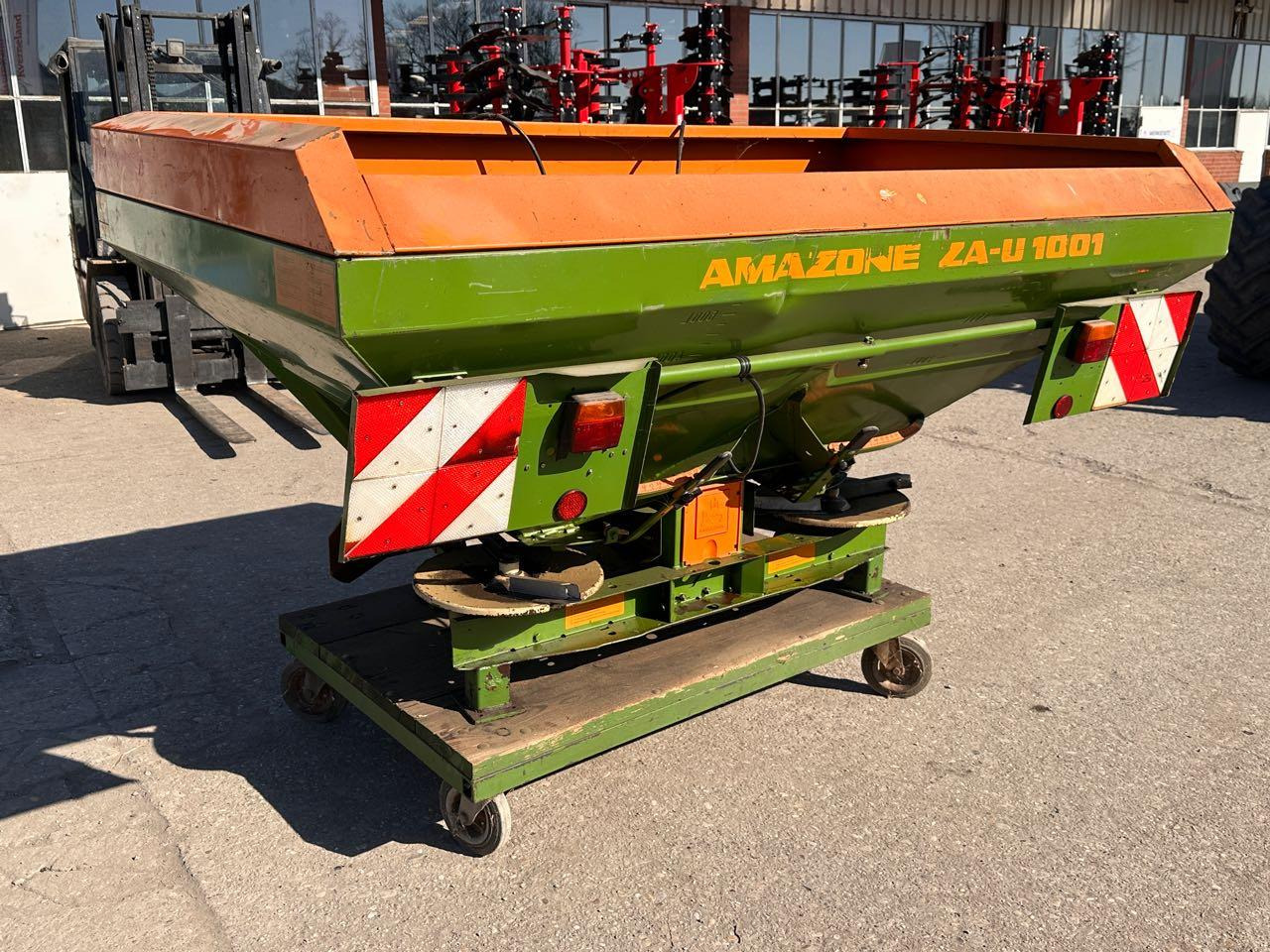 Amazone ZA-U 1001 - Imprastietor îngrăşăminte: Foto 2 Amazone ZA-U 1001 - Imprastietor îngrăşăminte: Foto 2