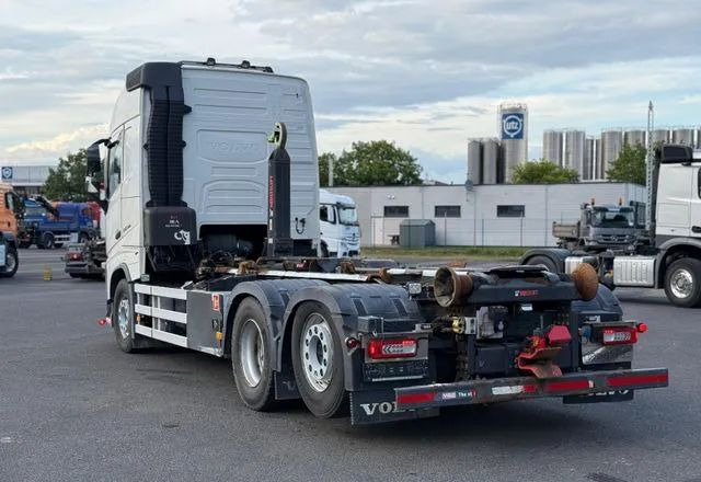Volvo FH 540 / 6x2/  HIAB XR21SL56 Hakowiec / Euro 6 / Automat / Zawieszenie: Pneumatyczne / Retarder - Alte utilaje: Foto 5 Volvo FH 540 / 6x2/  HIAB XR21SL56 Hakowiec / Euro 6 / Automat / Zawieszenie: Pneumatyczne / Retarder - Alte utilaje: Foto 5