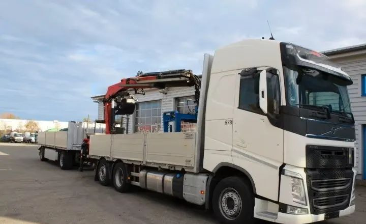 Volvo FH500 6x2 | Platforma z HDS Fassi F215A7 - Sterowanie radiowe | Euro 6 | Automatyczna skrzynia | 390 000 km - Alte utilaje: Foto 1 Volvo FH500 6x2 | Platforma z HDS Fassi F215A7 - Sterowanie radiowe | Euro 6 | Automatyczna skrzynia | 390 000 km - Alte utilaje: Foto 1