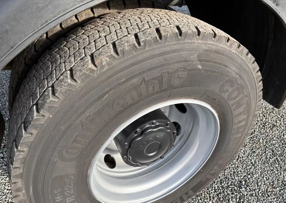 Camion basculantă MAN TGS 18.320/ 4x4 / Euro4 /Wywrotka trójstronna Meiller +Kran Atlas TLC 82.2 +sterowanie radiowe – Przystosowany do pracy zimą — odśnieżanie, posypywanie, pług: Foto 18