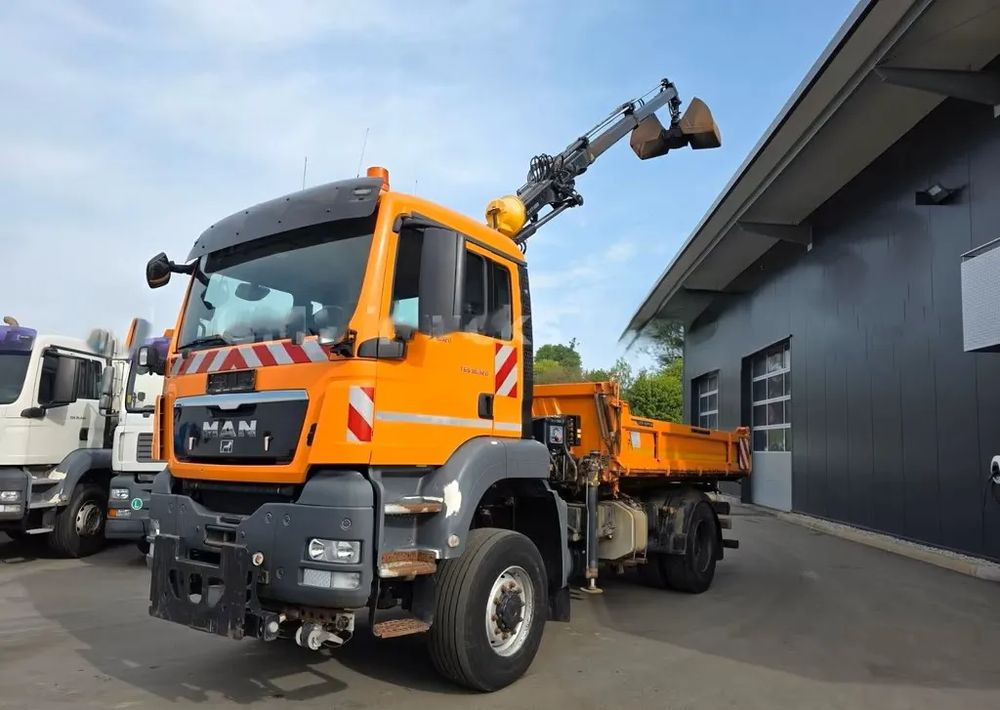 MAN TGS 18.320 4x4 – Wywrotka trójstronna Meiller + Kran HIAB | Komunalny | Euro 5 - Camion basculantă: Foto 4 MAN TGS 18.320 4x4 – Wywrotka trójstronna Meiller + Kran HIAB | Komunalny | Euro 5 - Camion basculantă: Foto 4