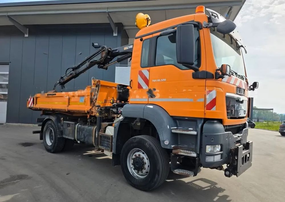 MAN TGS 18.320 4x4 – Wywrotka trójstronna Meiller + Kran HIAB | Komunalny | Euro 5 - Camion basculantă: Foto 3 MAN TGS 18.320 4x4 – Wywrotka trójstronna Meiller + Kran HIAB | Komunalny | Euro 5 - Camion basculantă: Foto 3