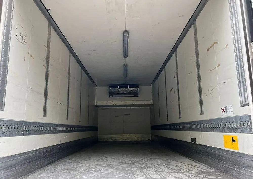 MAN TGX 26.470 – Chłodnia z agregatem Thermo King / Retarder / Navi / Euro 6 /6x2 - Camion frigider: Foto 5 MAN TGX 26.470 – Chłodnia z agregatem Thermo King / Retarder / Navi / Euro 6 /6x2 - Camion frigider: Foto 5