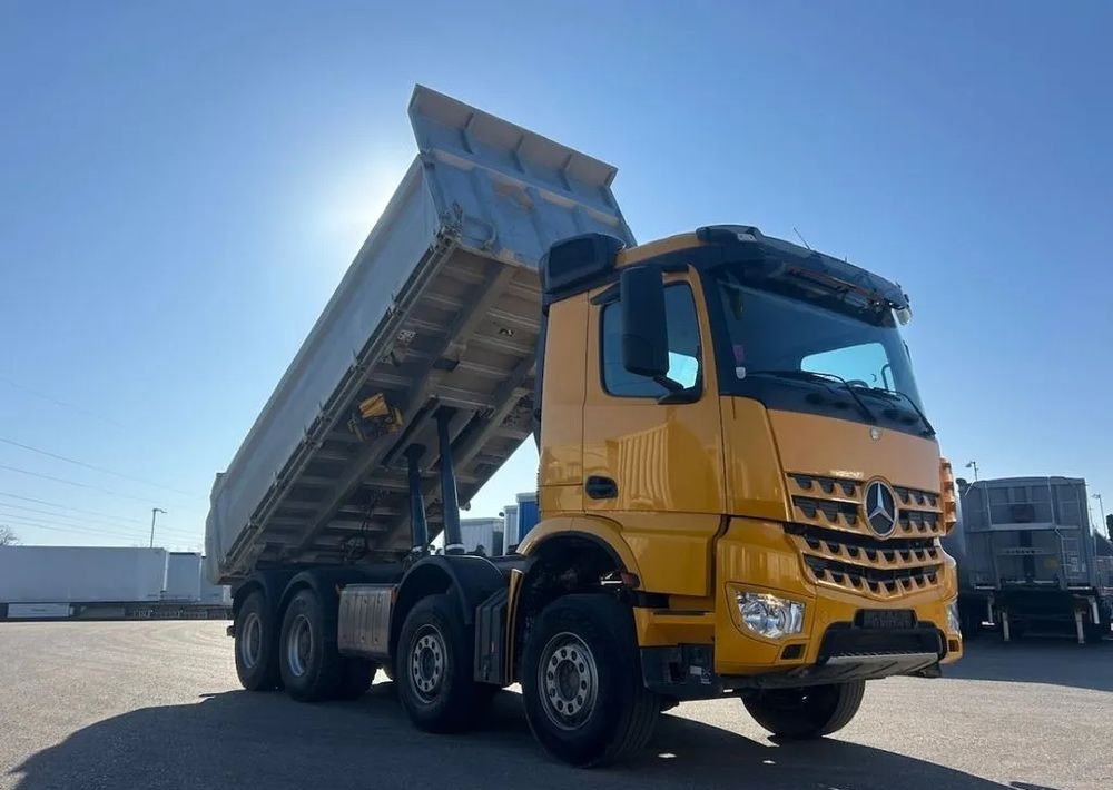 Mercedes-Benz Arocs 4145 8x4 | Meiller Kipper |Wywrotka trójstronna | Bordmatik | 453 KM | Euro 6 | 2018 - Camion basculantă: Foto 2 Mercedes-Benz Arocs 4145 8x4 | Meiller Kipper |Wywrotka trójstronna | Bordmatik | 453 KM | Euro 6 | 2018 - Camion basculantă: Foto 2