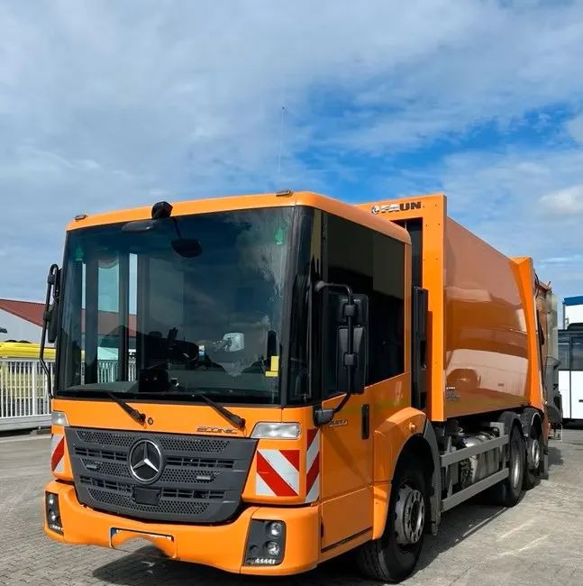 Mercedes-Benz Econic 2630 L Faun Variopress Zöller / 1. właściciel / Euro6 / 6x2 / - Autogunoiere: Foto 2 Mercedes-Benz Econic 2630 L Faun Variopress Zöller / 1. właściciel / Euro6 / 6x2 / - Autogunoiere: Foto 2