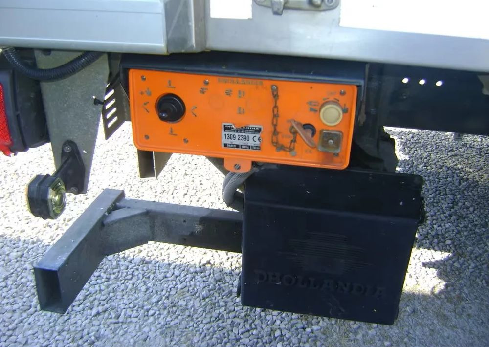 Scania P280 Chłodnia z zabudową chłodniczą Carrier 1.150 Supra-Silent / 4x2/ Euro6 - Camion frigider: Foto 5 Scania P280 Chłodnia z zabudową chłodniczą Carrier 1.150 Supra-Silent / 4x2/ Euro6 - Camion frigider: Foto 5