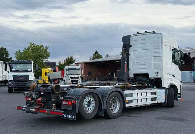 Volvo FH 540 / 6x2/ HIAB XR21SL56 Hakowiec / Euro 6 / Automat / Zawieszenie: Pneumatyczne / Retarder - Camion cu cârlig: Foto 2 Volvo FH 540 / 6x2/ HIAB XR21SL56 Hakowiec / Euro 6 / Automat / Zawieszenie: Pneumatyczne / Retarder - Camion cu cârlig: Foto 2