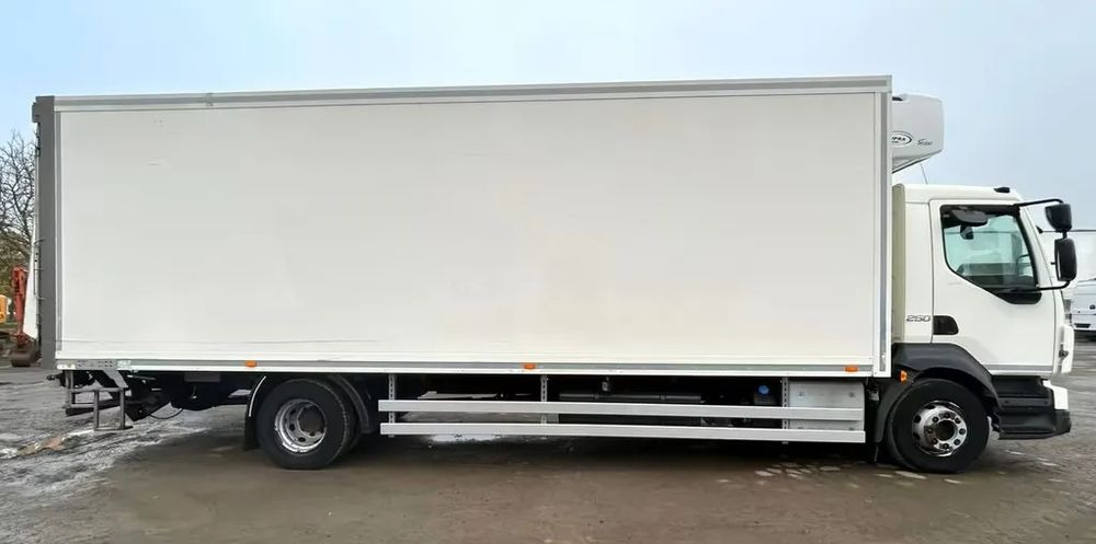 Leasing de  Volvo FL 250 | Chłodnia Carrier Supra -30°C | Hydrauliczna platforma załadunkowa | ogrzewanie postojowe | 187 654 km | Automatyczna skrzynia | Euro 6 |4x2 Volvo FL 250 | Chłodnia Carrier Supra -30°C | Hydrauliczna platforma załadunkowa | ogrzewanie postojowe | 187 654 km | Automatyczna skrzynia | Euro 6 |4x2: Foto 6
