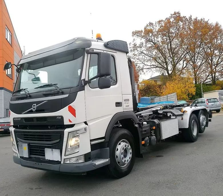 Volvo FM 410 • 6x2 • Meiller z systemem HDS (roll-off) • Euro 6 • Przebieg 251235 km • - Camion cu cârlig: Foto 3 Volvo FM 410 • 6x2 • Meiller z systemem HDS (roll-off) • Euro 6 • Przebieg 251235 km • - Camion cu cârlig: Foto 3