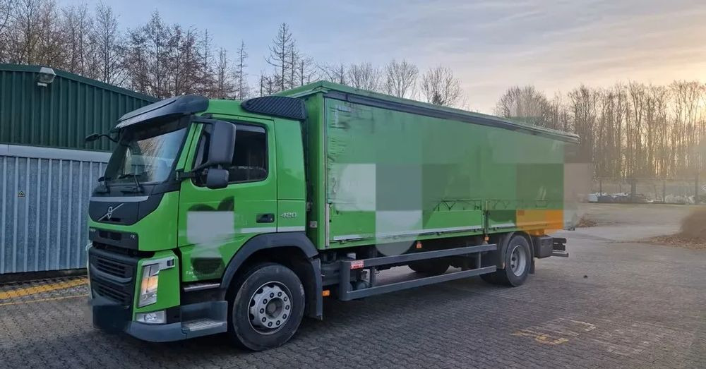 Volvo FM 420 – zabudowa + plandeka / Automatyczna skrzynia / Euro 6 / Zawieszenie pneumatyczne/ 4x2/ - Camion cu prelată: Foto 2 Volvo FM 420 – zabudowa + plandeka / Automatyczna skrzynia / Euro 6 / Zawieszenie pneumatyczne/ 4x2/ - Camion cu prelată: Foto 2