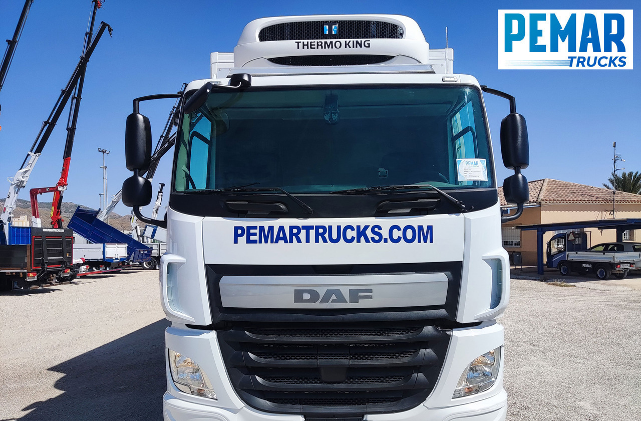 DAF CF 330 FRIGORIFICO 18T - Camion frigider: Foto 2 DAF CF 330 FRIGORIFICO 18T - Camion frigider: Foto 2