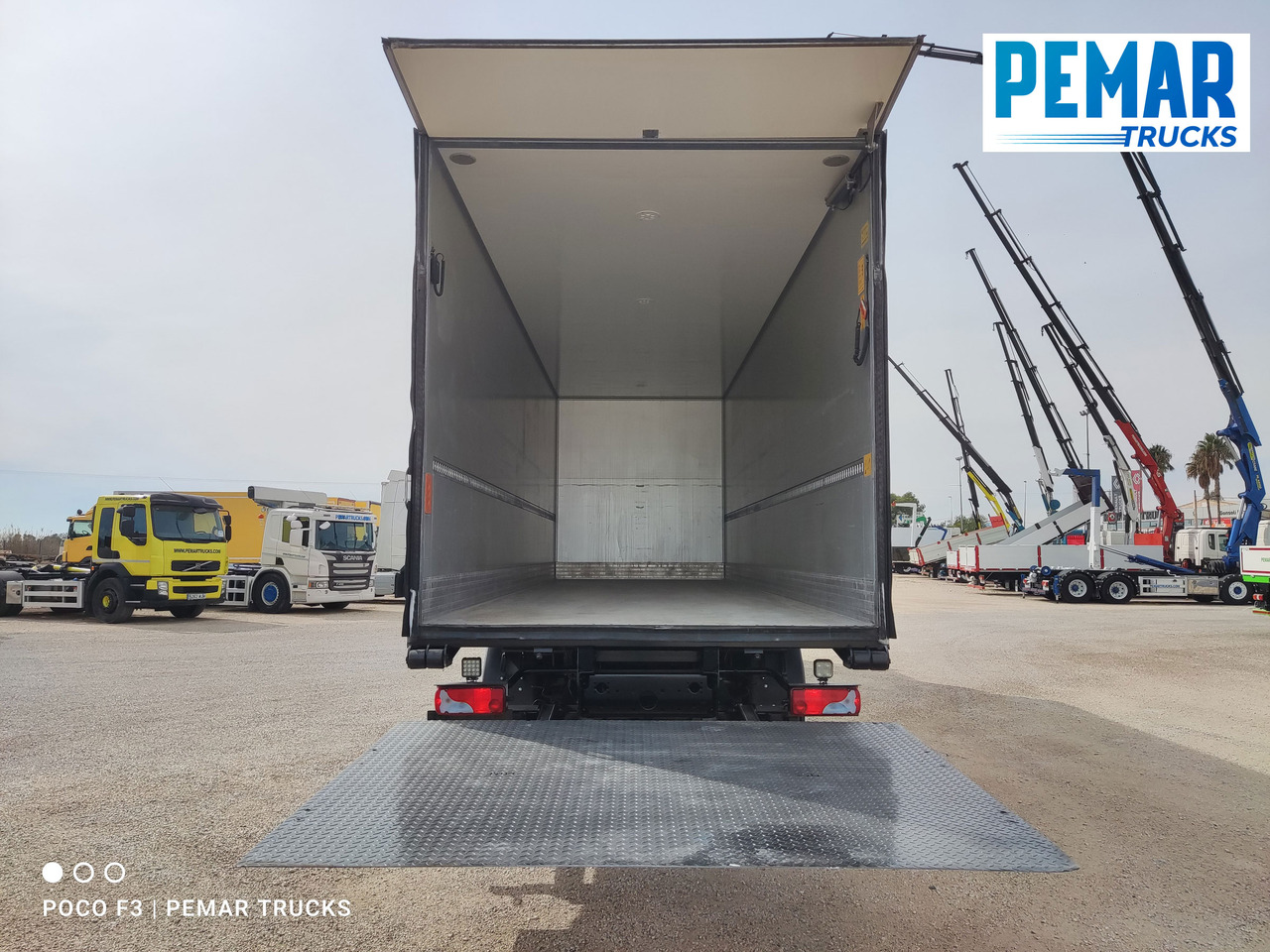Camion furgon MAN TGS 26.400 6X2 CAJA CERRADA EURO 6: Foto 11