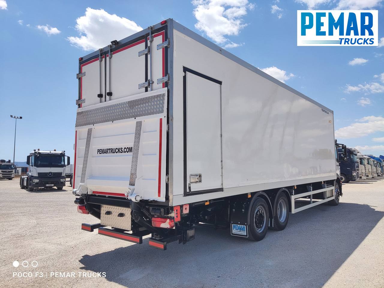 MERCEDES-BENZ ANTOS 2535 6X2 FRIGORIFICO - Camion frigider: Foto 3 MERCEDES-BENZ ANTOS 2535 6X2 FRIGORIFICO - Camion frigider: Foto 3
