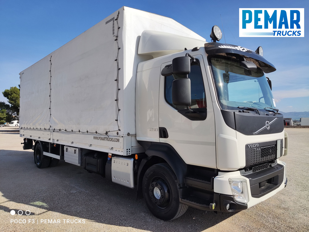 VOLVO FL 250 SEMITAUTLINER 16T - Camion cu prelată: Foto 3 VOLVO FL 250 SEMITAUTLINER 16T - Camion cu prelată: Foto 3