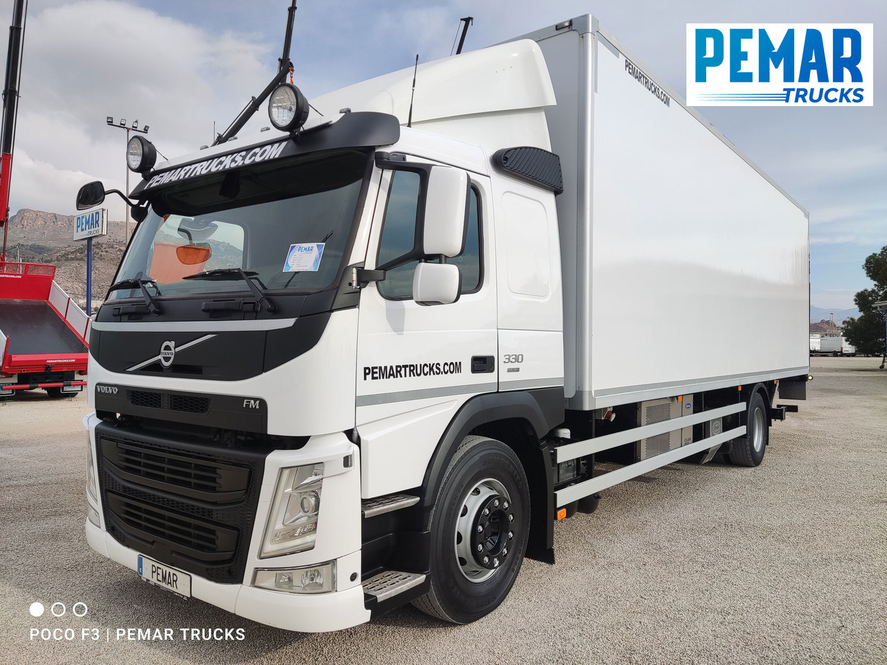 VOLVO FM 330 4X2 FRIGORIFICO 18T EURO 6 - Camion frigider: Foto 1 VOLVO FM 330 4X2 FRIGORIFICO 18T EURO 6 - Camion frigider: Foto 1